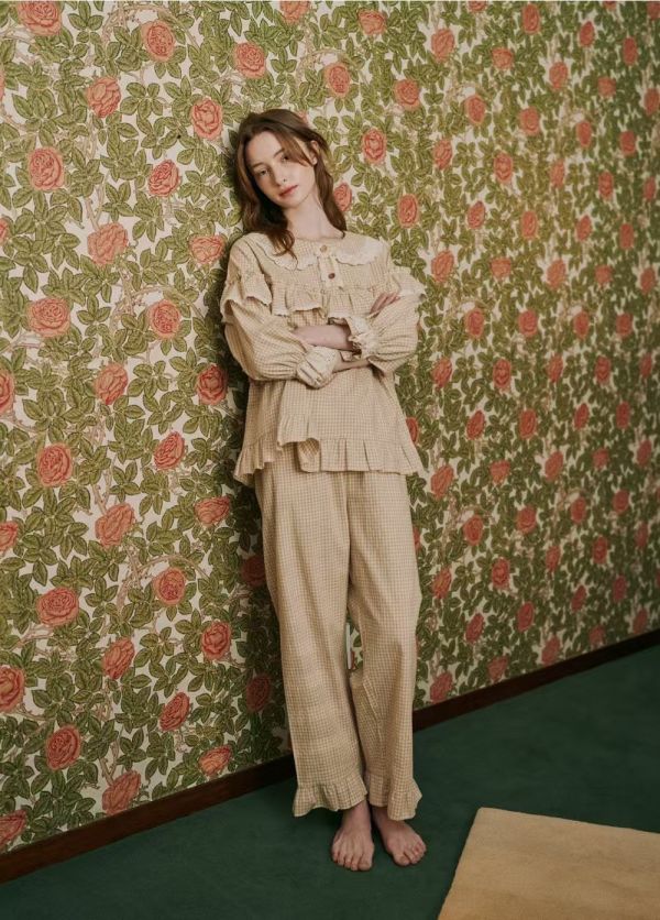 ULLALA 米色晨曦格調睡衣套裝 