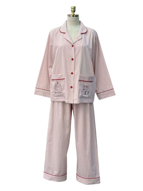 BALCONY 翻領刺繡睡衣套裝 