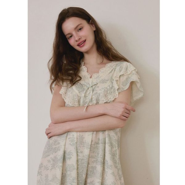 LUNALUZ 朱依紋奢華蕾絲睡衣 