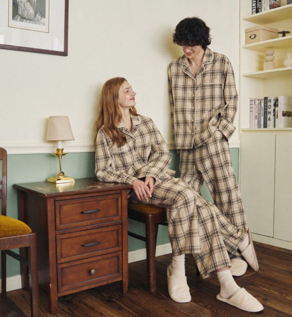 ULLALA 女款米棕格紋睡衣套裝 