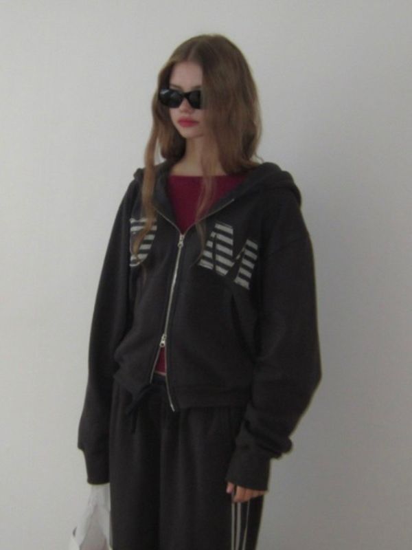 MMOM Cozy Heart 拼接連帽家居服外套｜石墨炭 