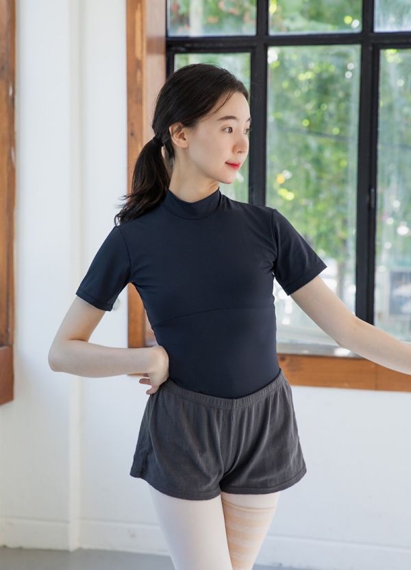 韓國LucyAlice - Pearl短袖舞衣 (兩色) 