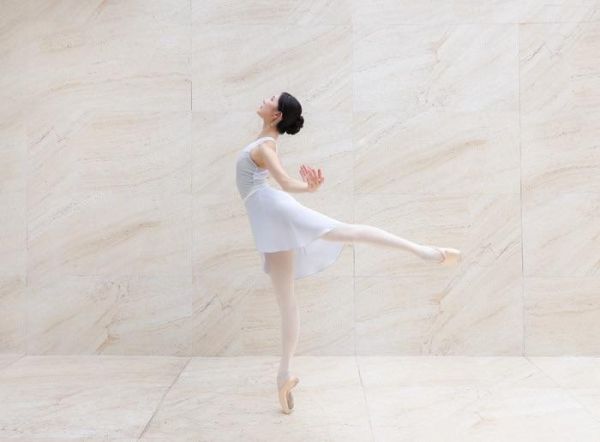韓國iilaire -  Vianne Sage Pale Grey舞衣 