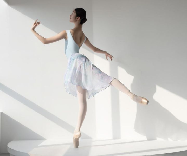 韓國Sissone - April Sky綁帶舞裙 