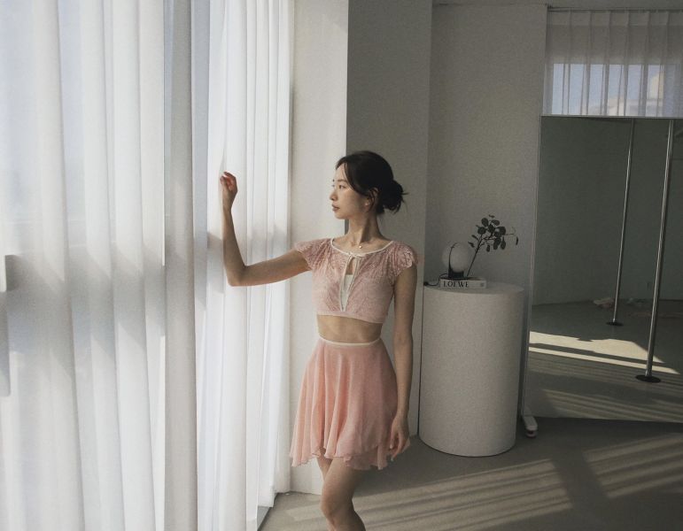 韓國Lenique - Black swan鋼管上衣+短褲 (Pink) 