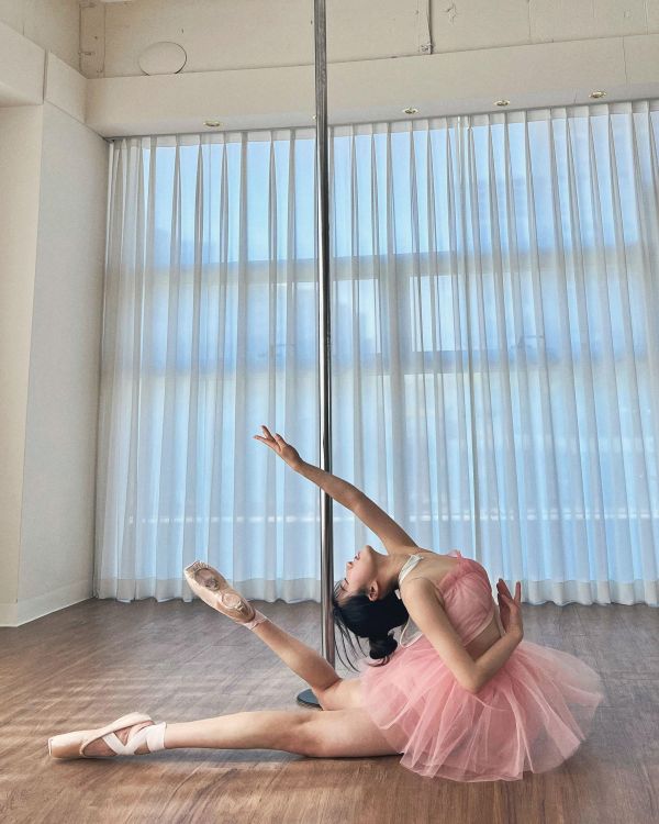 韓國Lenique - Kamiyu鋼管上衣+短褲 (Pink) 