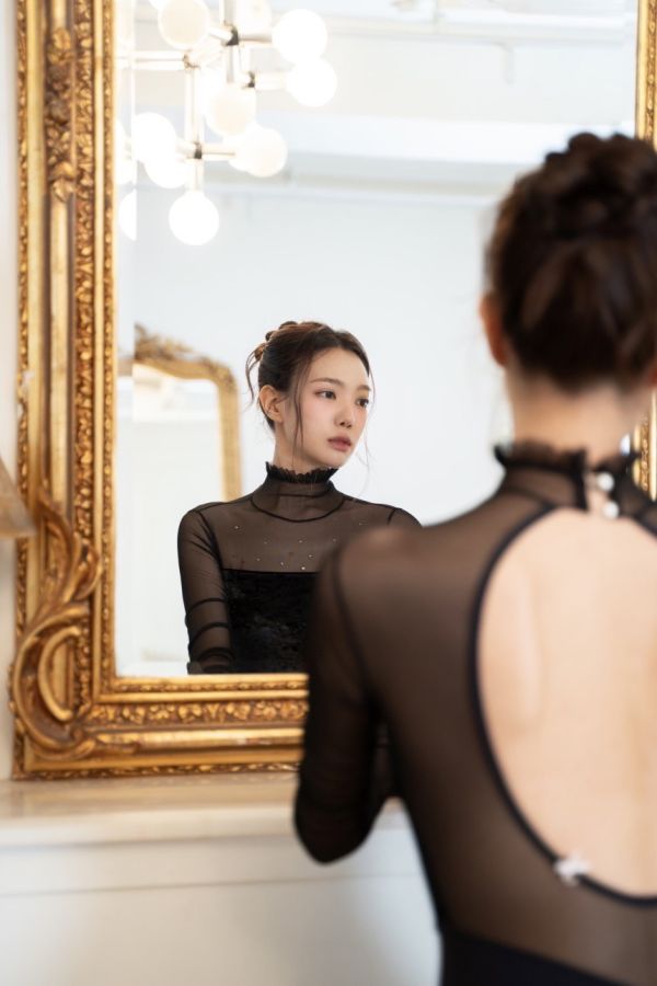 韓國Ode on tutu - Wednesday施華洛世奇水鑽長袖舞衣 