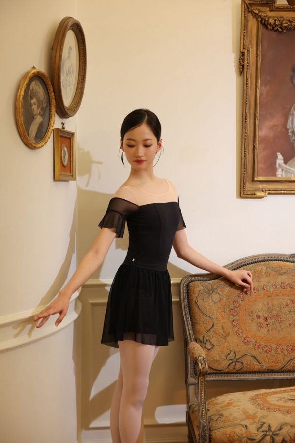 韓國iilaire - Lilly短袖舞衣 (Black) 