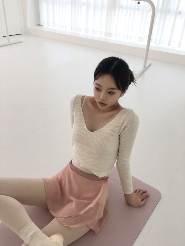 韓國Ballessimo - Deep Neck Ribbed Top上衣 (五色) 딥 넥 