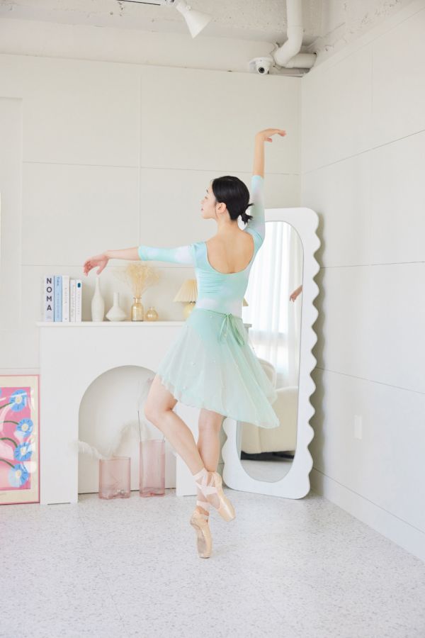 韓國Entrechat - Cloud Dream長袖舞衣 (Light Green) 