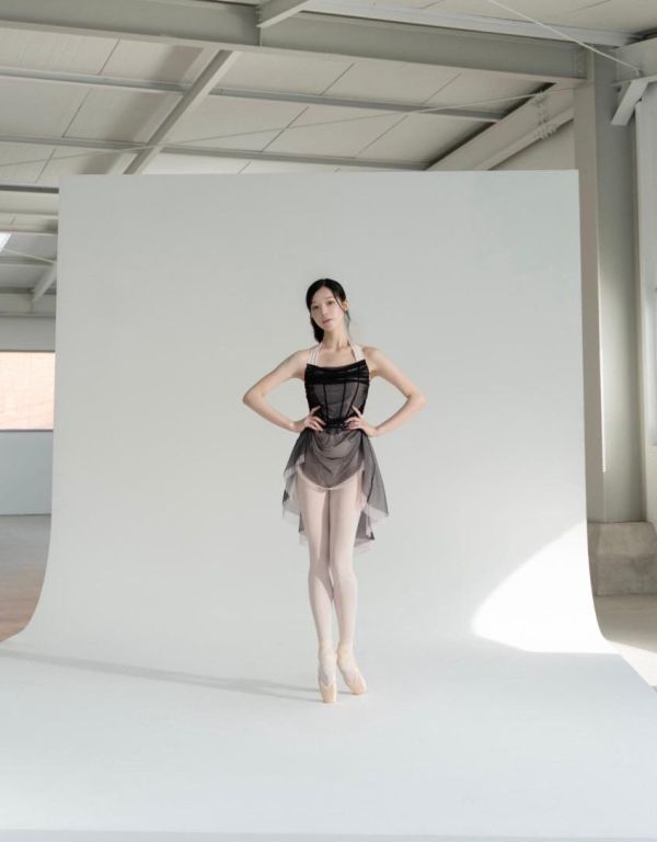 韓國Ode on tutu - Mary水鑽手工製鬆緊帶舞裙 