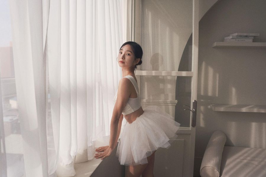 韓國Lenique - Two Shoulder Ribbon鋼管上衣+短褲 (Ivory) 