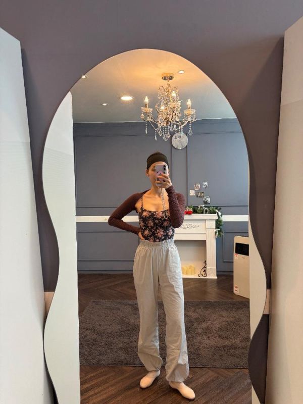 韓國LEVDANCE - Laura排汗長褲 (LIGHT GREY) 로라 웜업 팬츠 