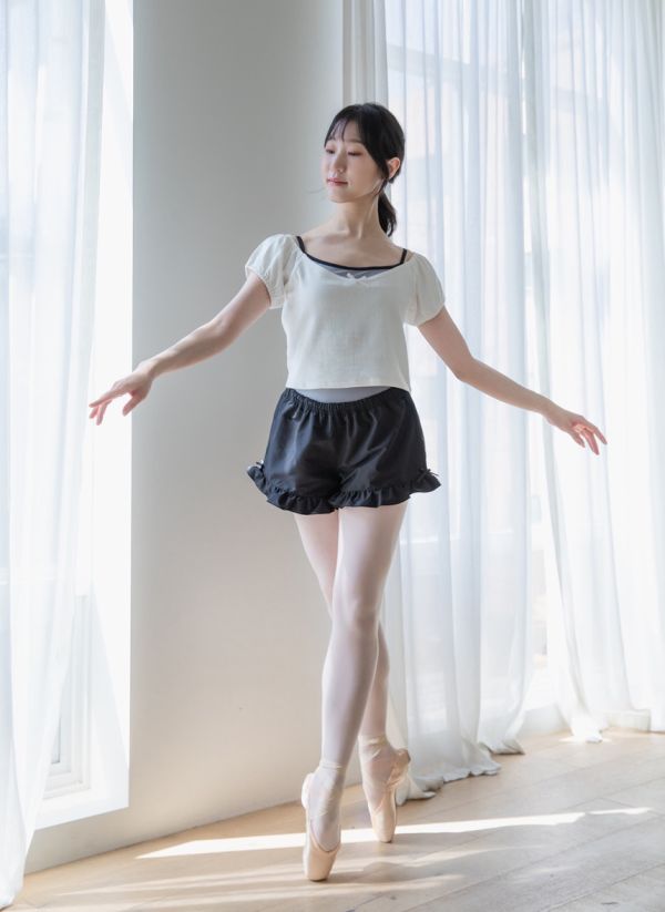 韓國LucyAlice - Dreamy吊帶舞衣 (兩色) 