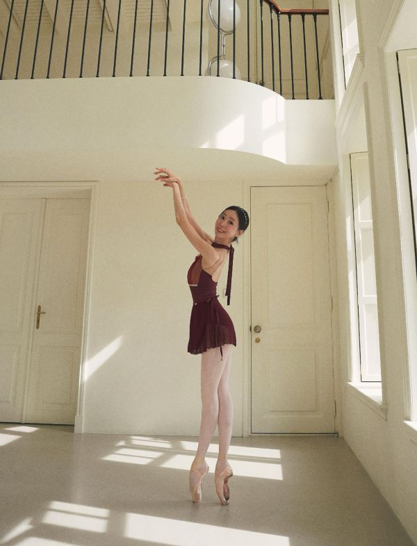 韓國Etruah - Kamiyu芭蕾舞衣 (Wine) 