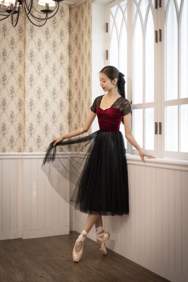 韓國iilaire - Clare velvet Wine短袖舞衣 