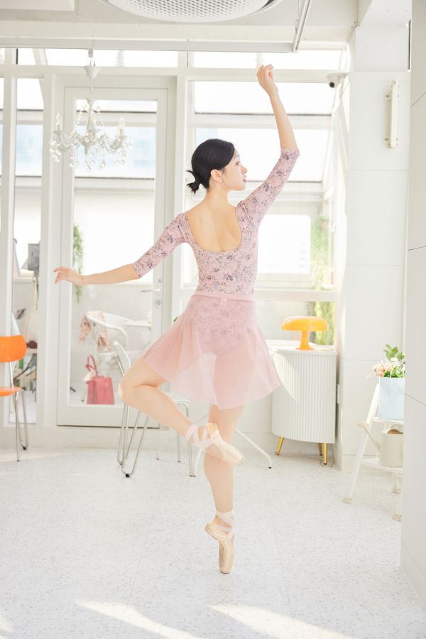 韓國Entrechat - Floral Whisper長袖舞衣 (Dusty Rose) 