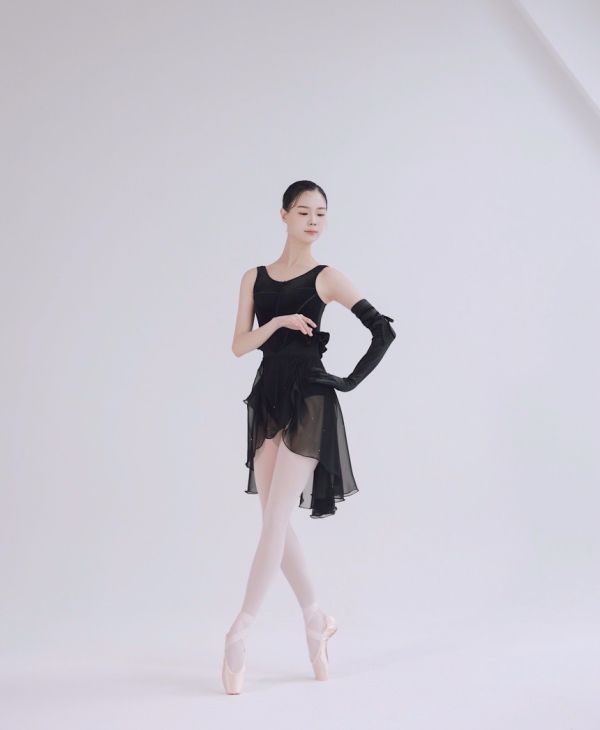 韓國Ode on tutu - Jennie Black舞衣 