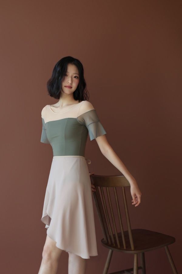 韓國iilaire - Lilly短袖舞衣 (兩色) 