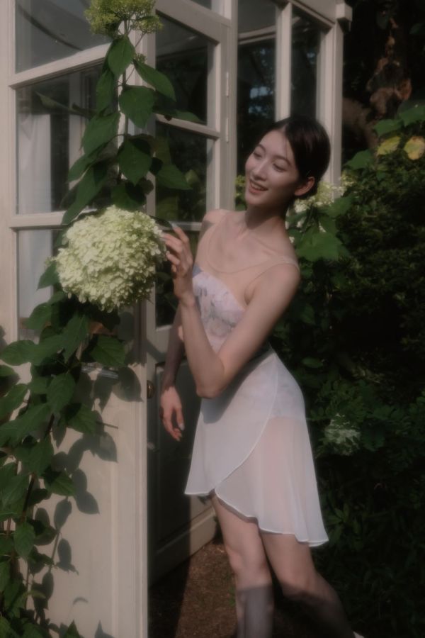 韓國Bonanza - Flora舞衣 (플로라) 