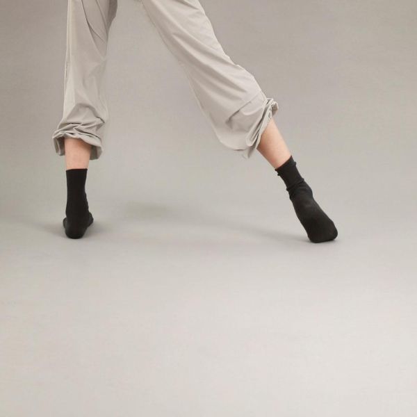 韓國LEVDANCE - Laura排汗長褲 (LIGHT GREY) 로라 웜업 팬츠 