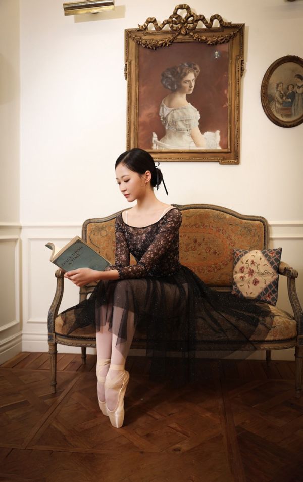 韓國iilaire - Laura Pearl雙層長版舞裙 