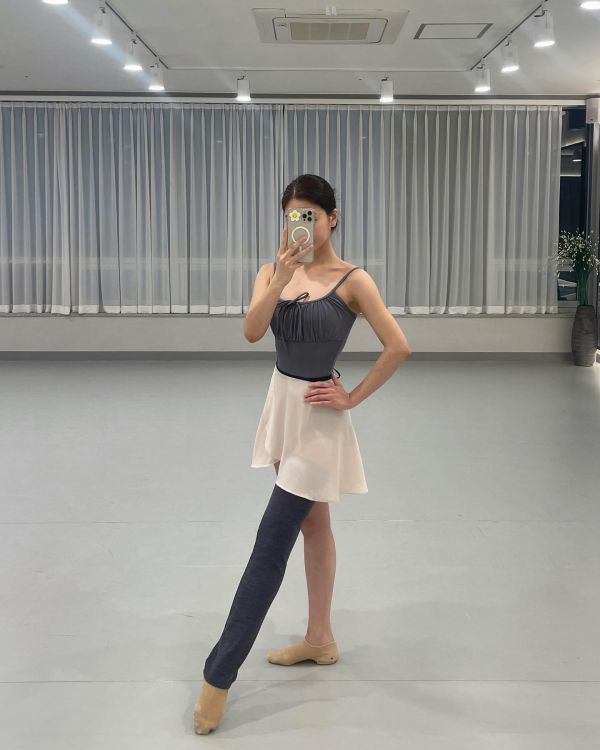 韓國Bonanza - Independence吊帶碳灰舞衣 (스텔라) 