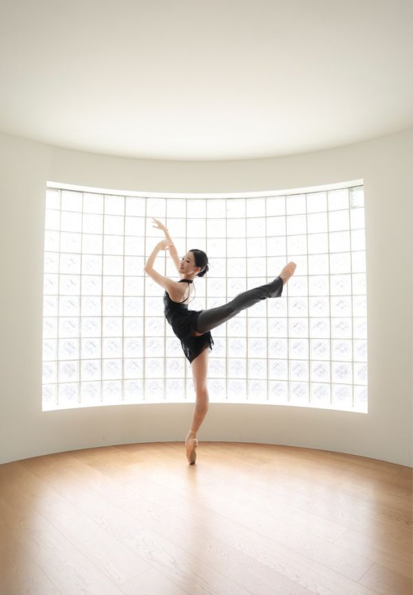 韓國iilaire - Eline Black舞衣 