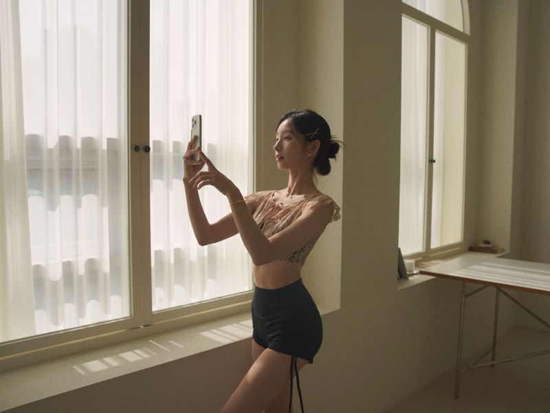 韓國Lenique - Black swan鋼管上衣+短褲 (Beige) 