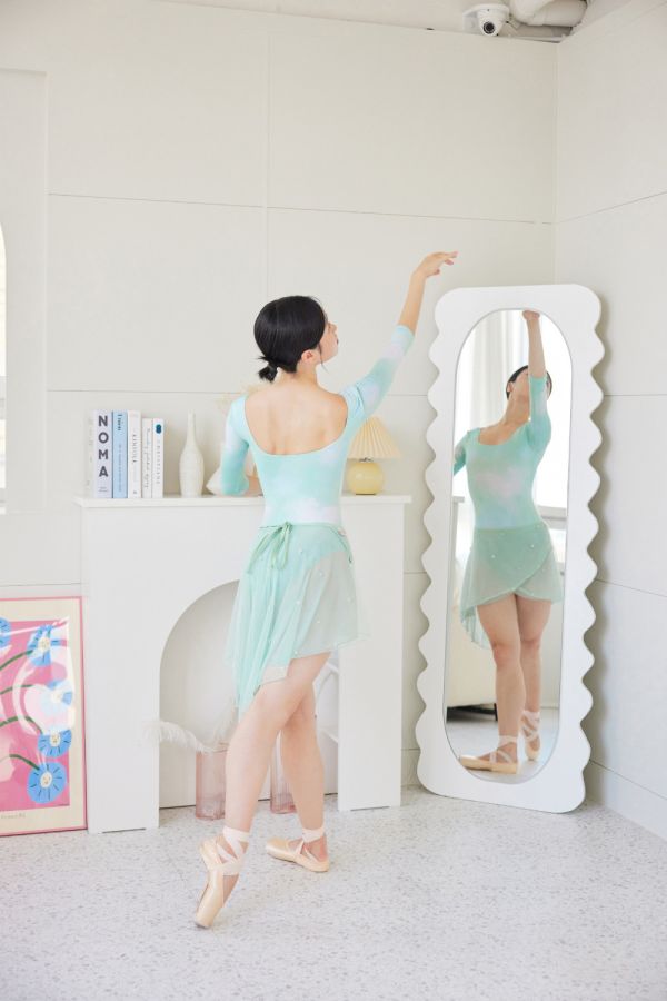 韓國Entrechat - Cloud Dream長袖舞衣 (Light Green) 