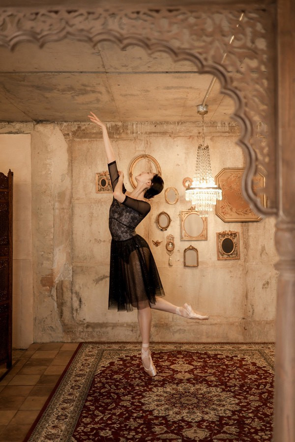 韓國iilaire - Antique Black七分袖舞衣 