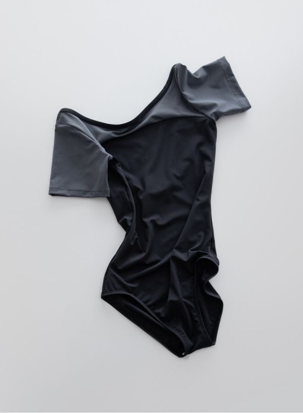 韓國LucyAlice - Dreamy短袖舞衣 (兩色) 