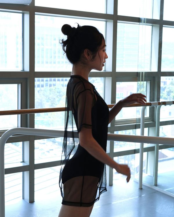 韓國LEVDANCE - Syphide Tulle黑罩衫 