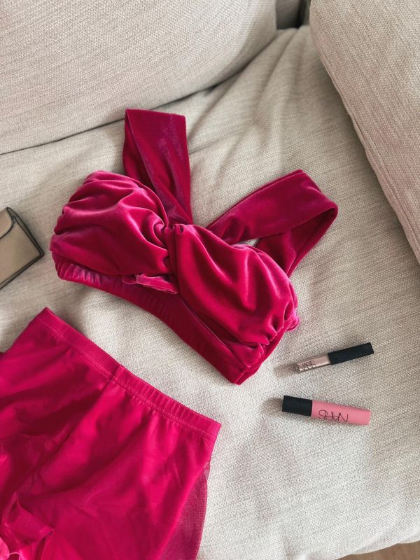 韓國Lenique - Two Shoulder Ribbon鋼管上衣+短褲 (Hot Pink) 