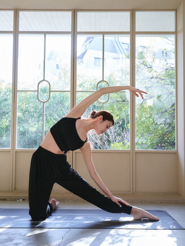 韓國messiah - Ella Shirring舞蹈上衣 (兩色) 