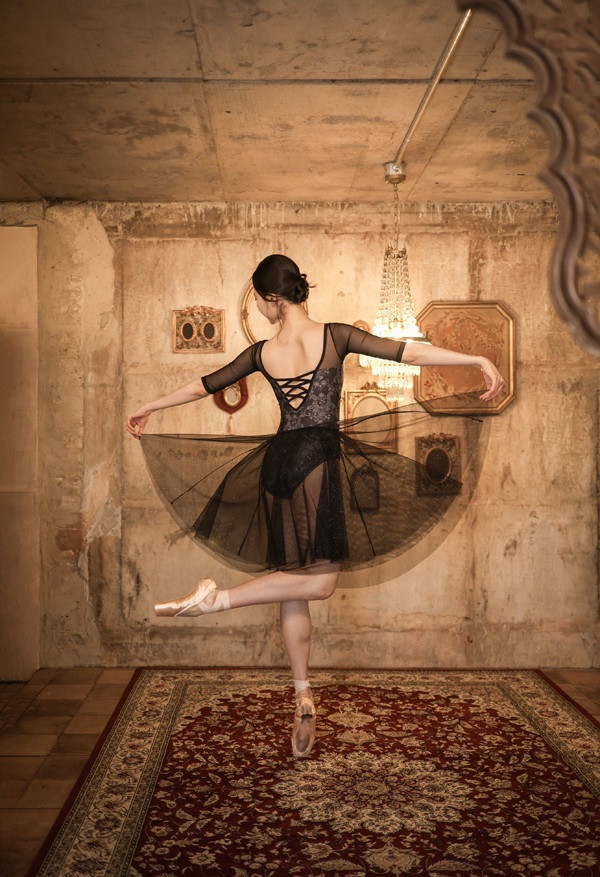 韓國iilaire - Laura Pearl雙層長版舞裙 