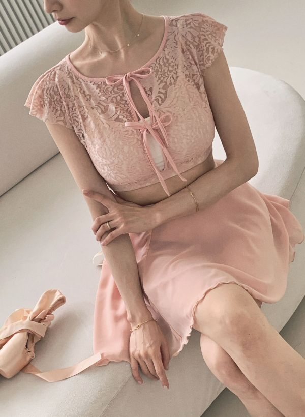 韓國Lenique - New black swan上衣+短褲 (兩色) 