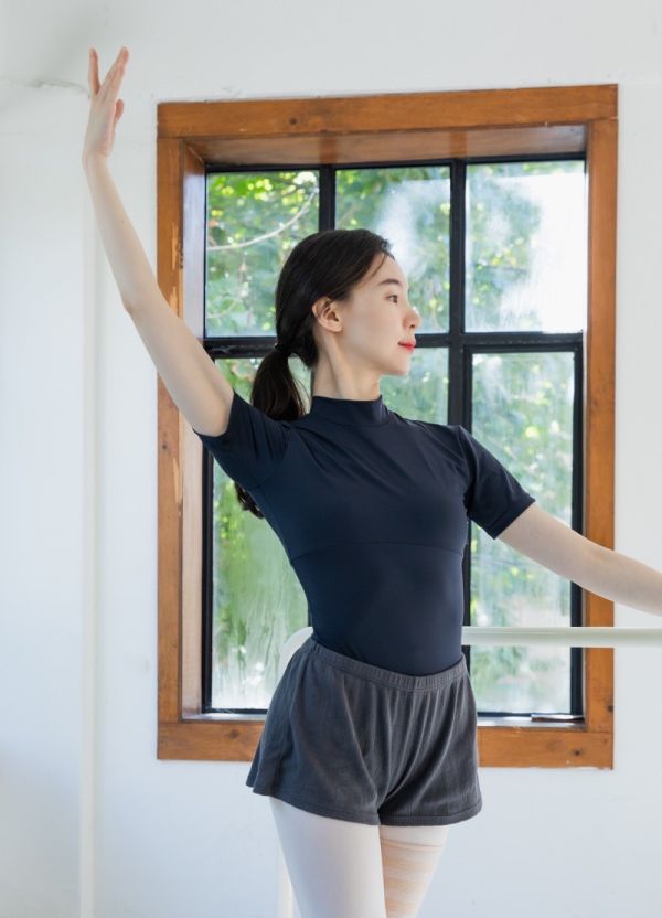 韓國LucyAlice - Pearl短袖舞衣 (兩色) 