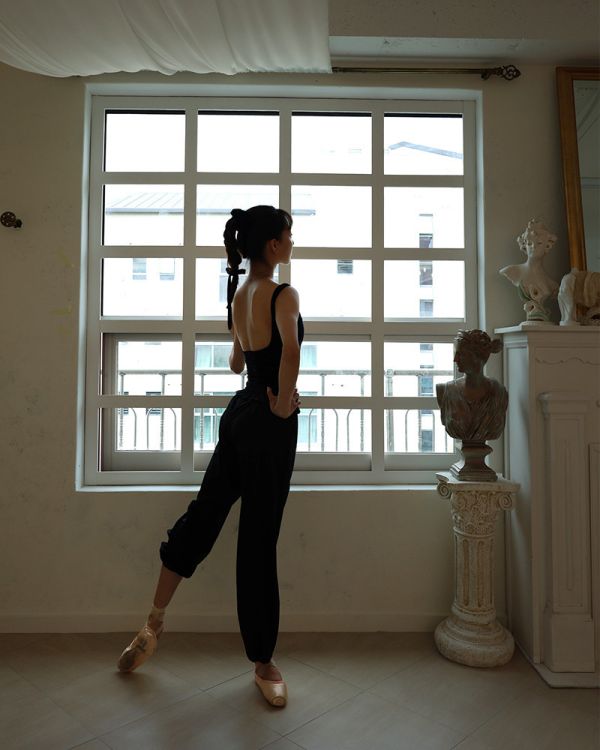 韓國LEVDANCE - Beatrice Velvet舞衣 (Black) 