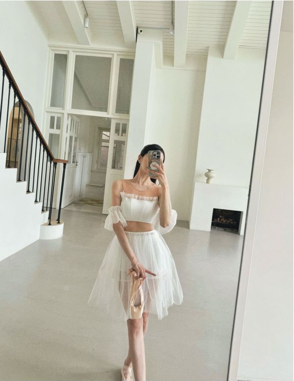 韓國Lenique - Peony Ivory鋼管舞衣 (上衣+短褲) 