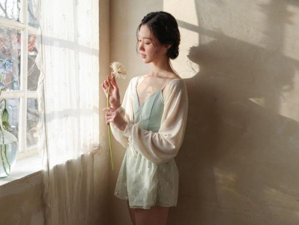 韓國iilaire - Florine蕾絲短褲 (兩色) 
