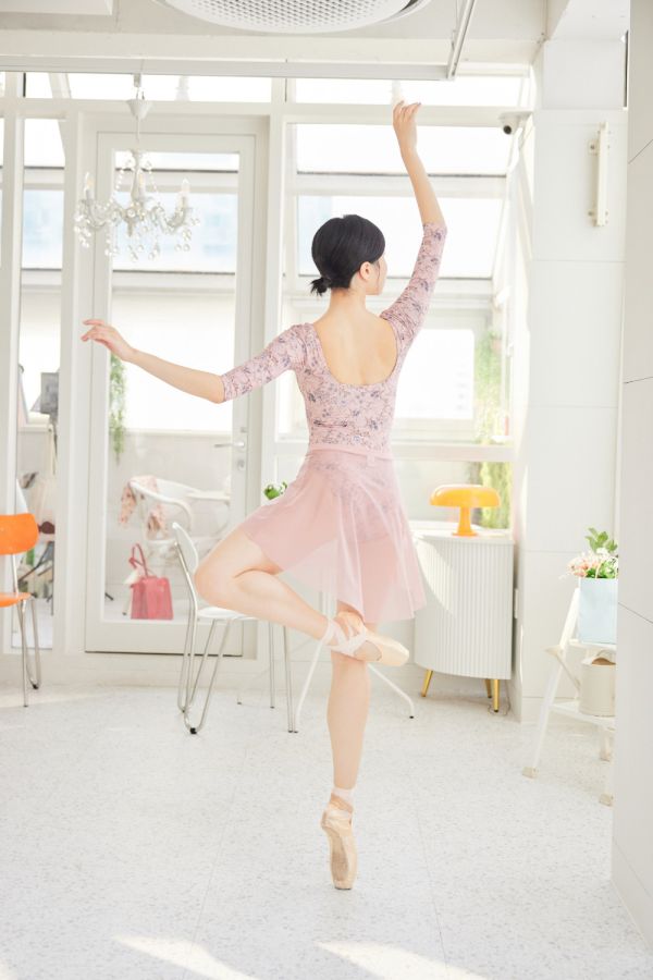 韓國Entrechat - Floral Whisper長袖舞衣 (Dusty Rose) 