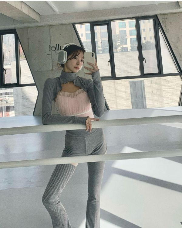 韓國Lenique - Knit短褲 (兩色) 