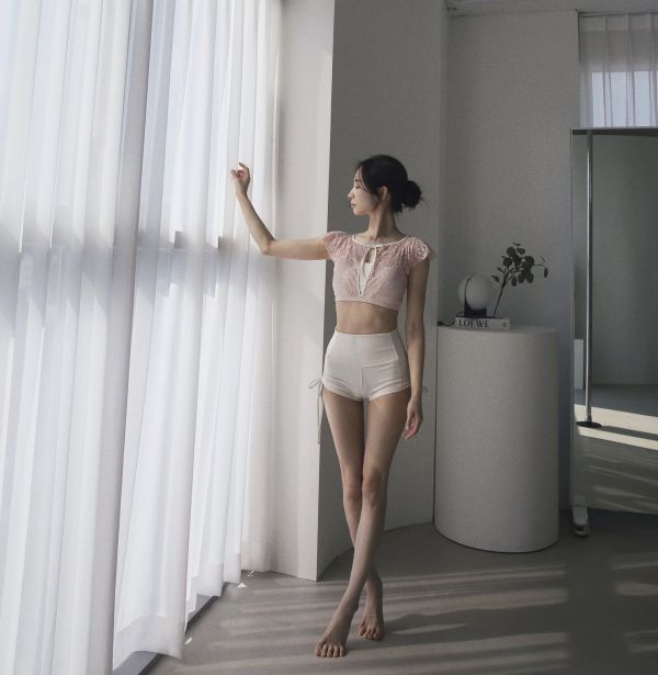 韓國Lenique - Black swan鋼管上衣+短褲 (Pink) 