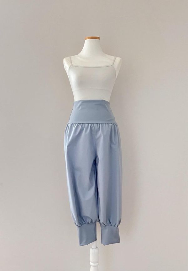 韓國MIGNON - 排汗七分褲 (兩色) 