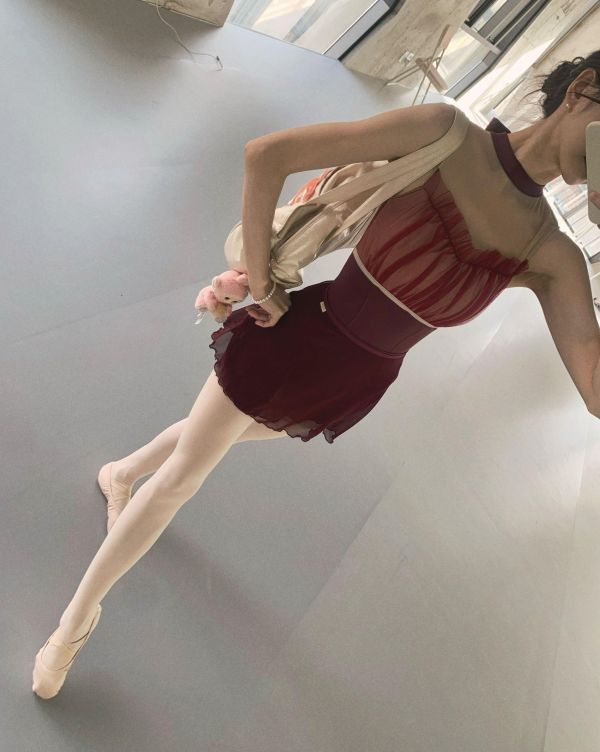 韓國Etruah - Kamiyu芭蕾舞衣 (Wine) 