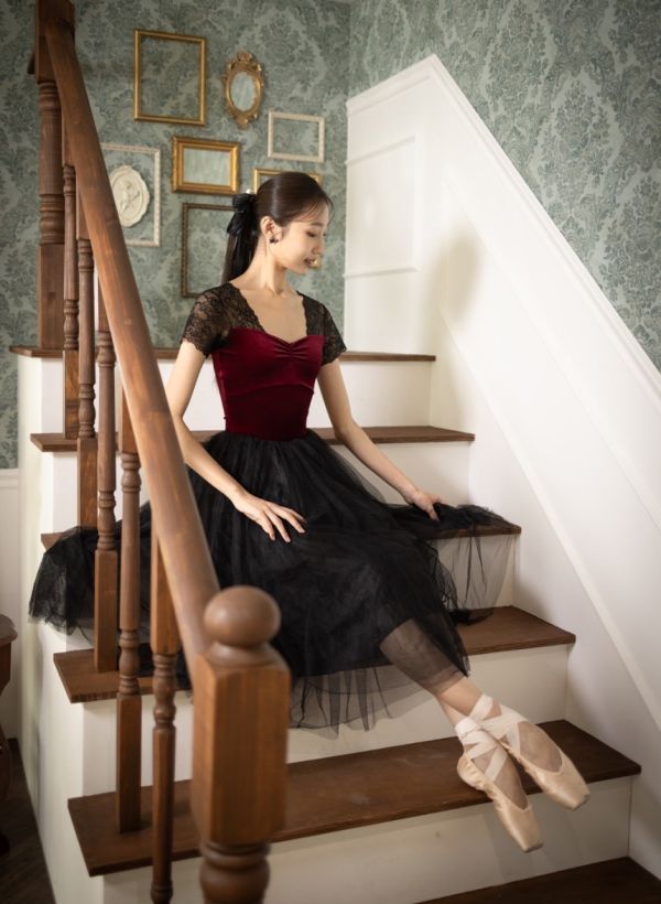 韓國iilaire - Clare velvet Wine短袖舞衣 