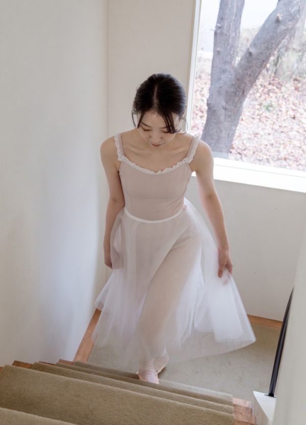 韓國LucyAlice - Frill吊帶舞衣 (兩色) 