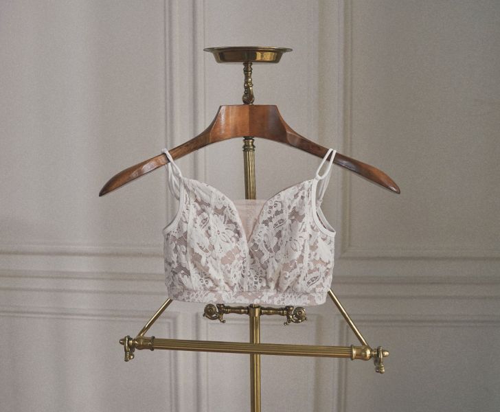 韓國Lenique - Etruah lace Beige鋼管舞衣 (上衣+短褲) 