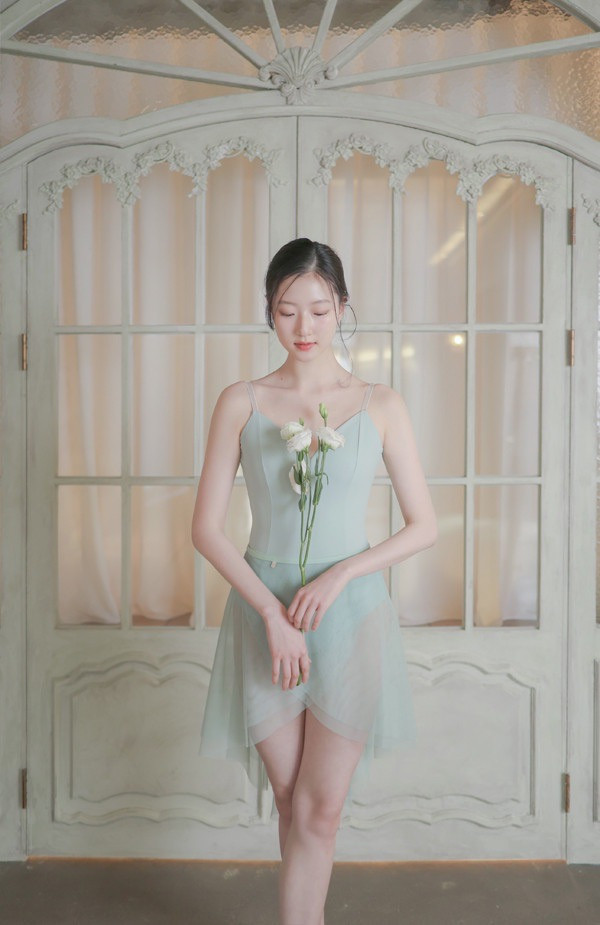 韓國iilaire - Blossom素面吊帶舞衣 (三色) 